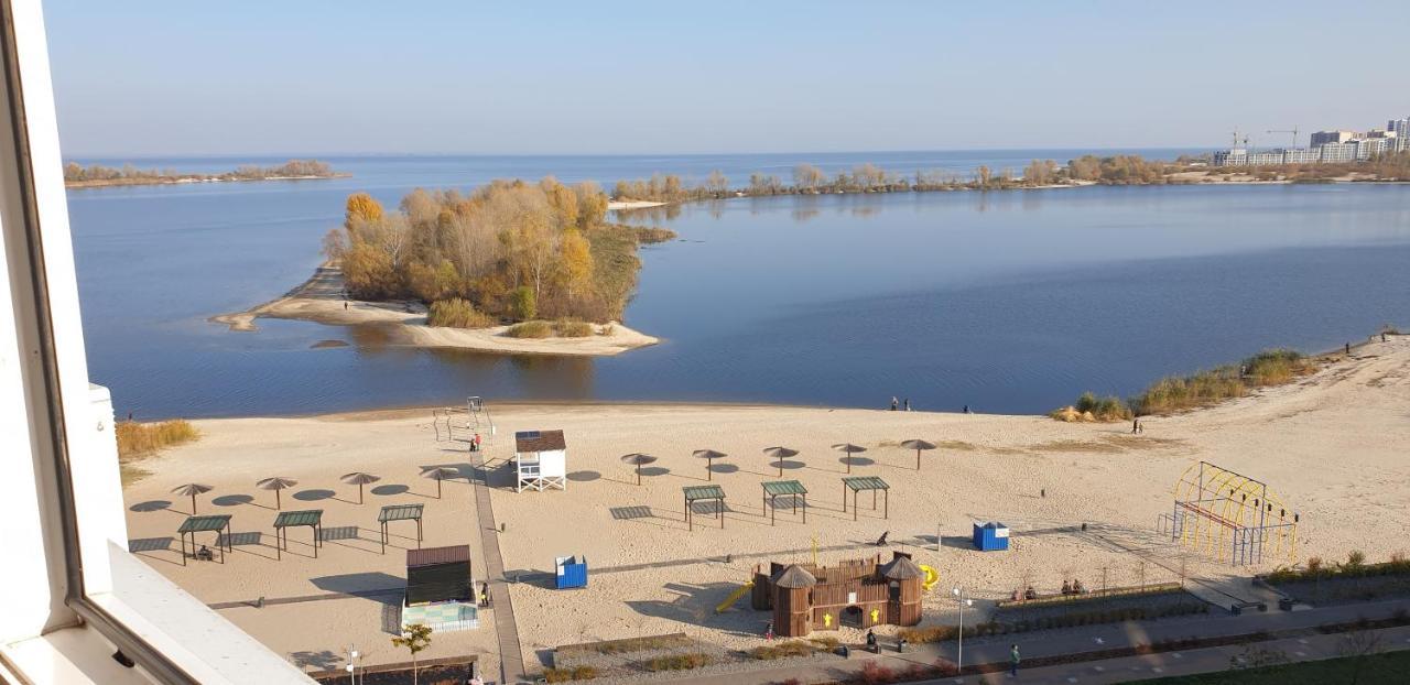 Apartament Near Dnieper Cherkasy Exterior photo